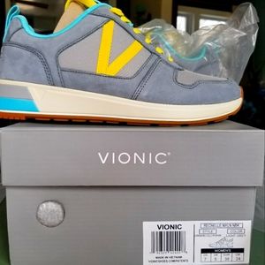 Vionic Reychelle Sneakers
